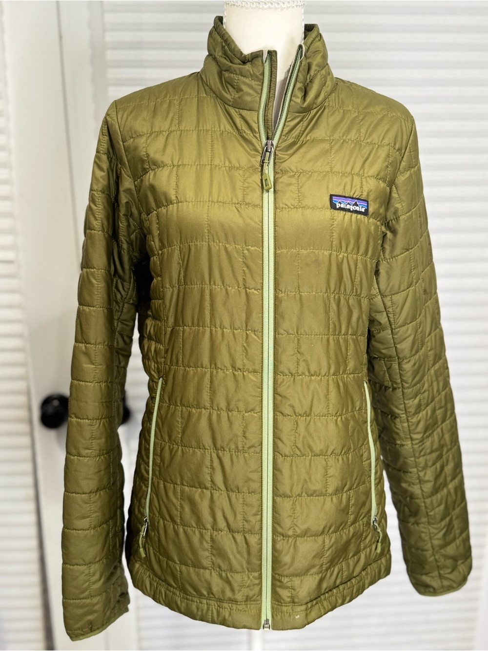 Patagonia Olive Green Quilted Packable Puffer Jacket KG1172
